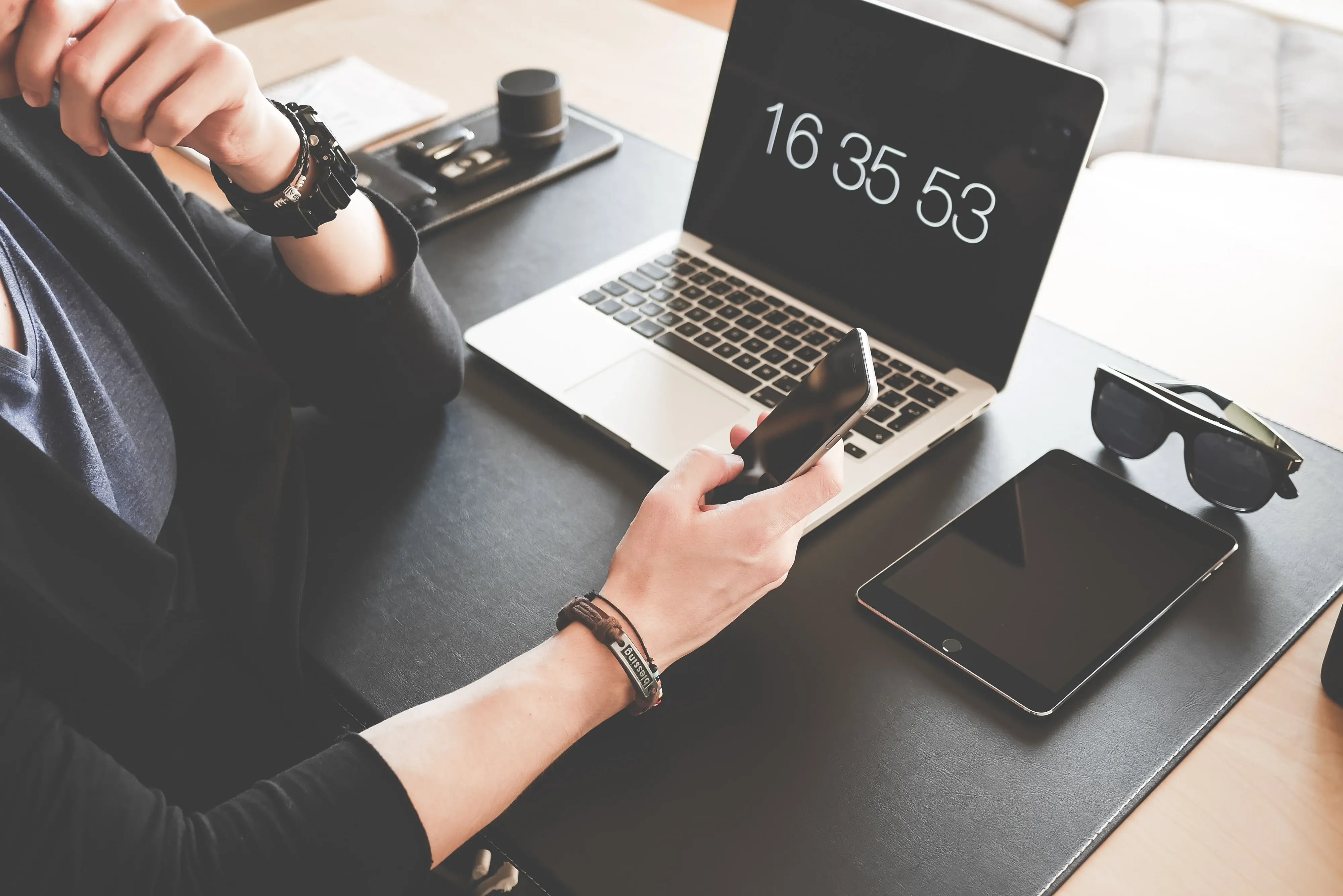 Business-Telecoms-and-Data-Contact-Us