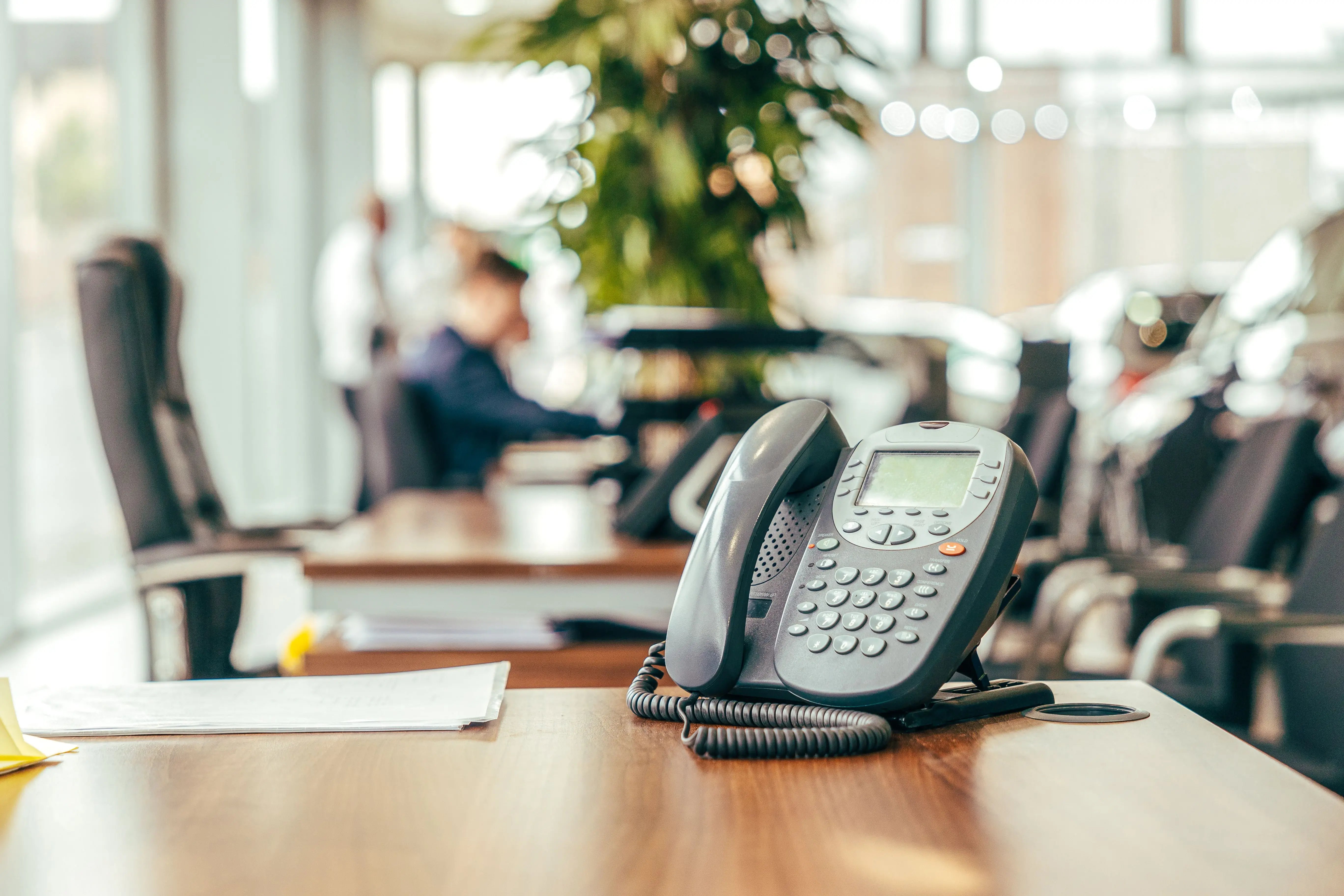 black-telephone-in-the-office-2026-01-07-07-21-26-utc